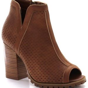 Seven 7 Ashbury Boots